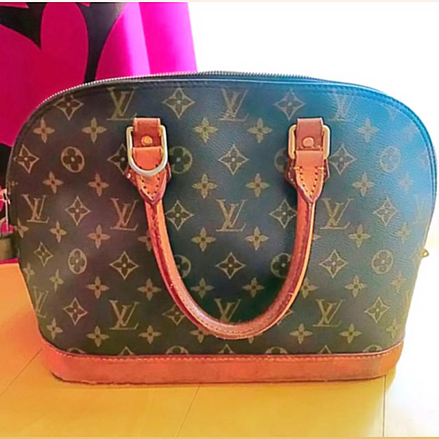 LOUIS VUITTON(ルイヴィトン)のルイヴィトン LOUIS VUITTON  アルマモノグラム レディースのバッグ(ハンドバッグ)の商品写真