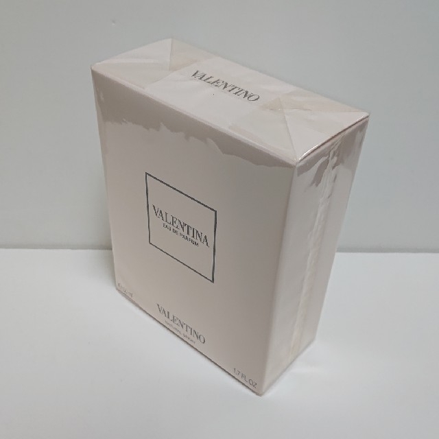 VALENTINO(ヴァレンティノ)のヴァレンティノ ヴァレンティナ 50ml コスメ/美容の香水(香水(女性用))の商品写真