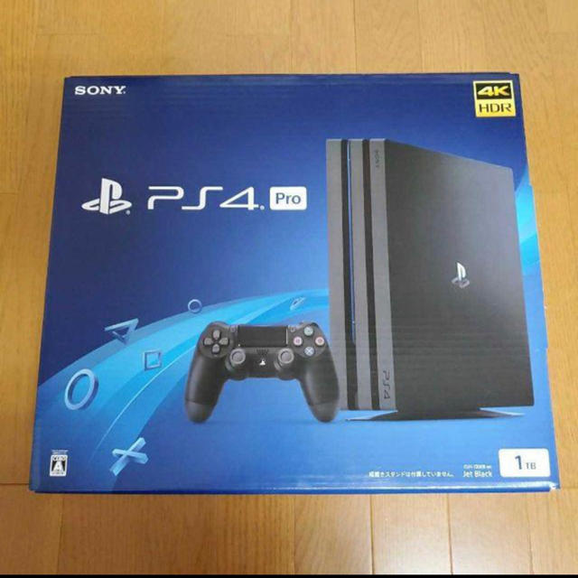 PlayStation4(プレイステーション4)のプレイステーション4 Pro エンタメ/ホビーのゲームソフト/ゲーム機本体(家庭用ゲーム機本体)の商品写真