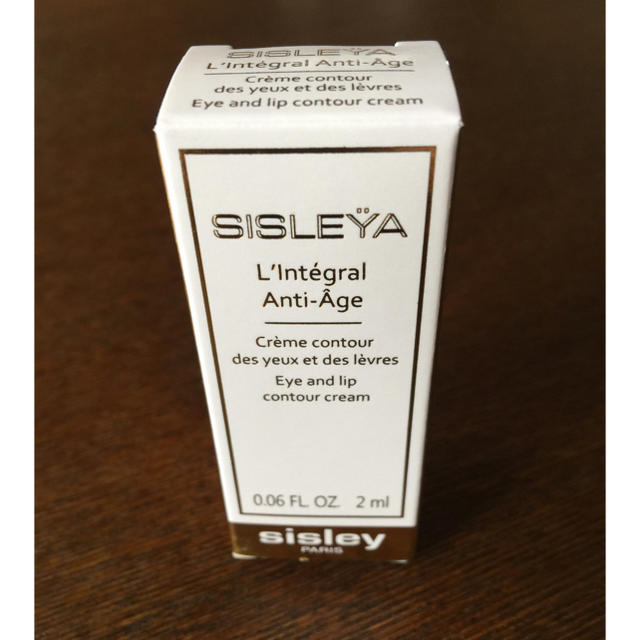 Sisley(シスレー)のSisley L'Integral Eye &Lip Contour Cream コスメ/美容のスキンケア/基礎化粧品(アイケア/アイクリーム)の商品写真