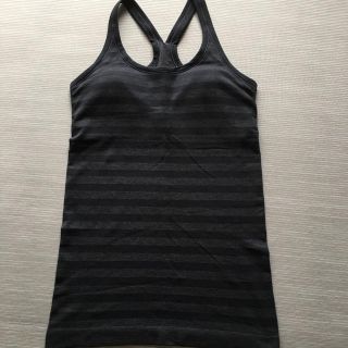 ルルレモン(lululemon)のルルレモン　シームレスタンク　未使用！(タンクトップ)