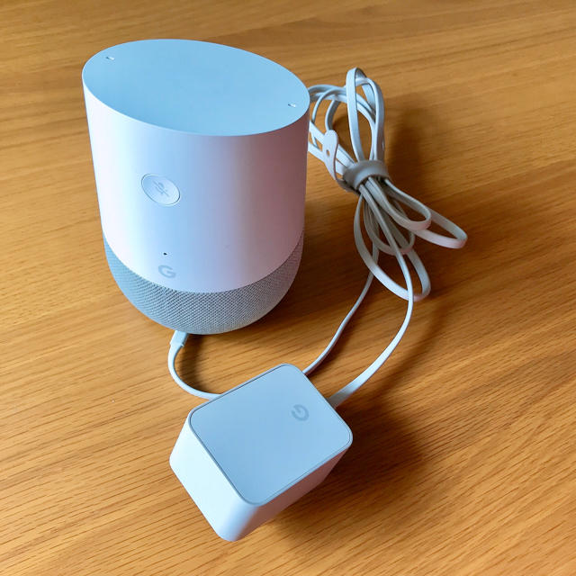 Apple(アップル)のGoogle home スマートスピーカー　グーグルホーム スマホ/家電/カメラのオーディオ機器(スピーカー)の商品写真