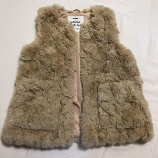 ザラキッズ(ZARA KIDS)のザラ　キッズ　ファーベスト(ジャケット/上着)