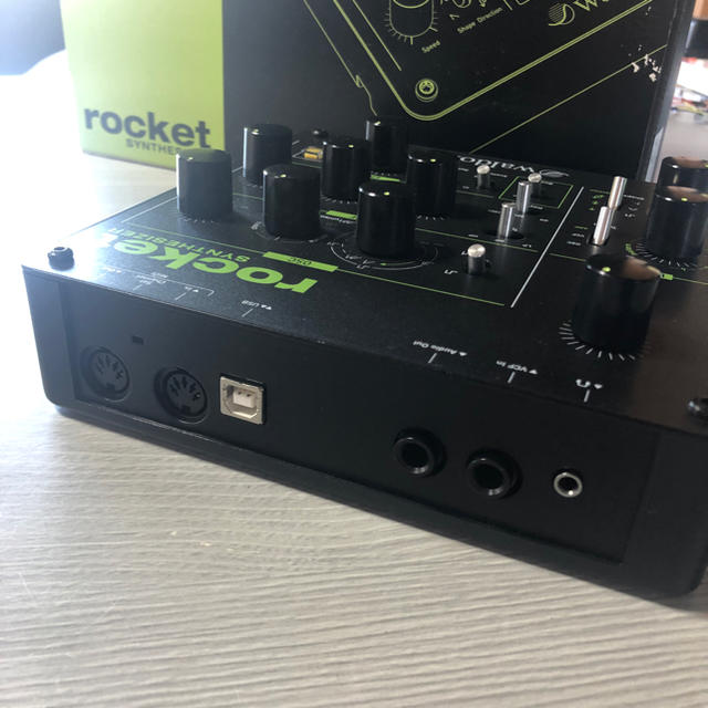 【Waldorf Rocket】さすがドイツ製！過激な音を生成する小型モジュール 楽器のDTM/DAW(音源モジュール)の商品写真