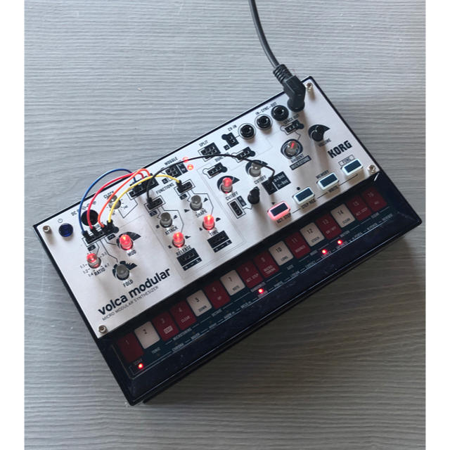 KORG volca modular / モジュラー・アナログ・シンセサイザー。