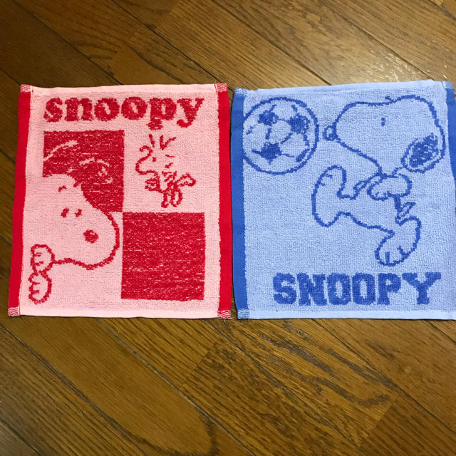 SNOOPY(スヌーピー)のミニハンドタオル☆スヌーピー2枚組 エンタメ/ホビーのアニメグッズ(タオル)の商品写真