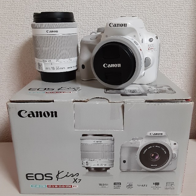 デジタル一眼Canon EOS Kiss X7 ダブルレンズキット ホワイト