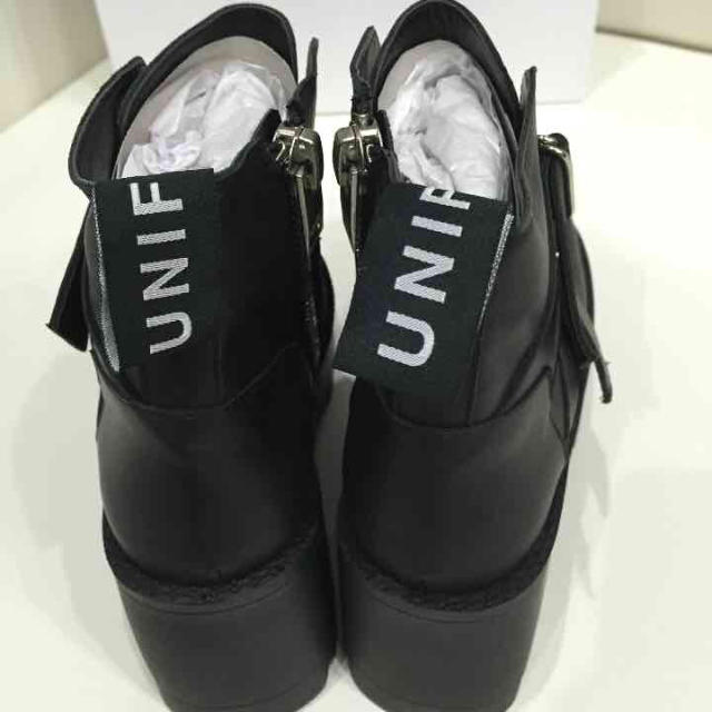 UNIF(ユニフ)のUNIFユニフ 完売商品 厚底ブーツ 靴 レディースの靴/シューズ(ブーツ)の商品写真