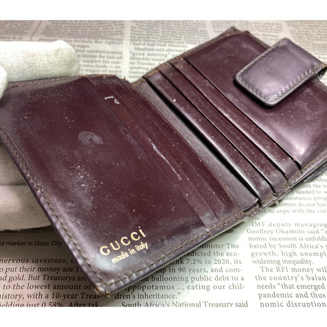 Gucci(グッチ)の【GUCCI】小銭入れ有 二つ折り財布　金具ゴールド メンズのファッション小物(折り財布)の商品写真