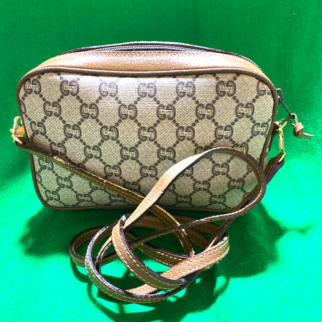 Gucci ビンテージ 丸型ショルダーバックの通販 by ヤマト3000's shop|グッチならラクマ - GUCCI グッチ 安い日本製
