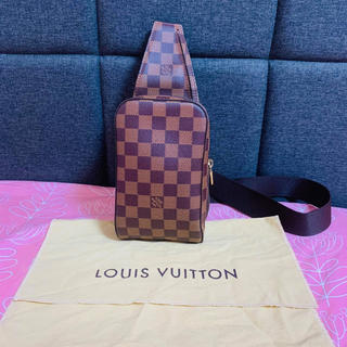 ルイヴィトン(LOUIS VUITTON)のLouis Vuitton ジィロにモス(ボディーバッグ)