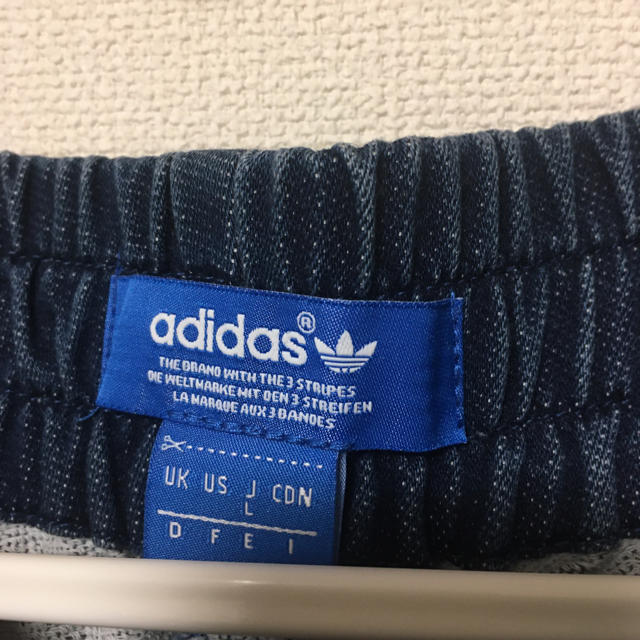 adidas(アディダス)のadidas originals セットアップ ホワイト×ブラック レディースのトップス(Tシャツ(半袖/袖なし))の商品写真