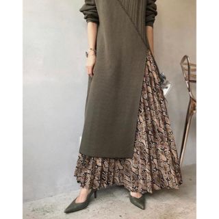 アメリヴィンテージ(Ameri VINTAGE)のPYTHON PLEATS SKIRT(ロングスカート)