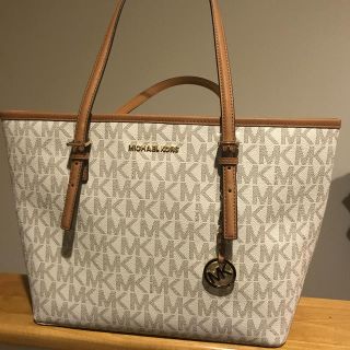 マイケルコース(Michael Kors)の【最終値下げ‼️】MICHAELCORSトートバッグ(トートバッグ)