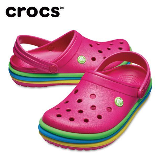 crocs(クロックス)の23cm クロックバンド レインボー バンド クロッグ candy pink レディースの靴/シューズ(サンダル)の商品写真