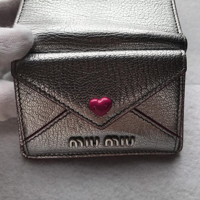 miumiu(ミュウミュウ)のきそ様専用　miumiu 折り財布　マドラスラブレター メンズのファッション小物(折り財布)の商品写真