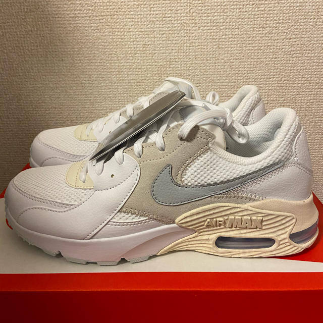 レディースナイキ　NIKE エアマックス　エクシー