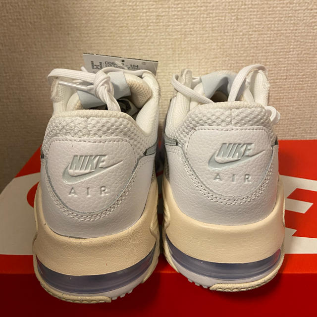 レディースナイキ　NIKE エアマックス　エクシー