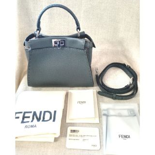 フェンディ(FENDI)のこあらっこ様専用　美品☆ フェンディ  ミニピーカブー  セレリア (ショルダーバッグ)