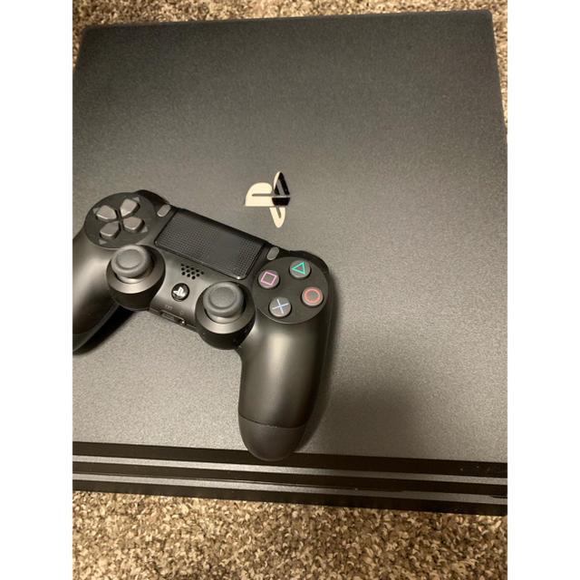 PS4 Pro 1TB本体 CUH-7200B B01