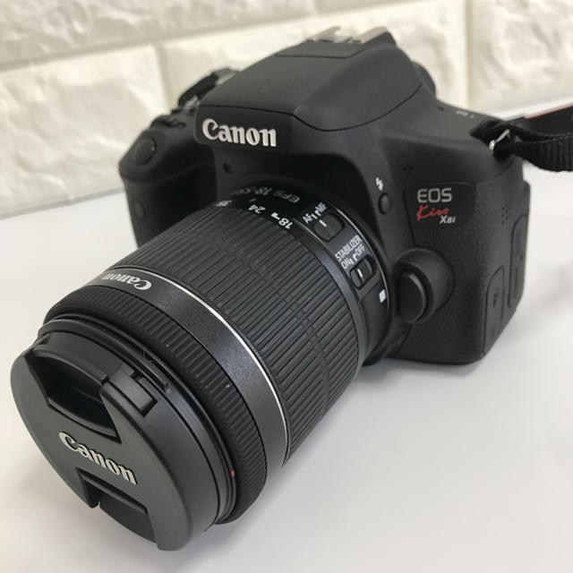 Canon キャノン EOS Kiss X8i ダブルズーム カメラ一眼レフカメラ