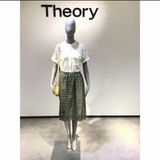 セオリー(theory)のtheoly（セオリー）スカート(ひざ丈スカート)