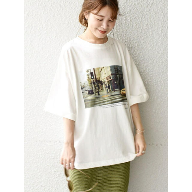 SHIPS(シップス)の★新品タグ付き★SHIPS✳︎ 81BRANCAフォトビッグTEE レディースのトップス(Tシャツ(長袖/七分))の商品写真