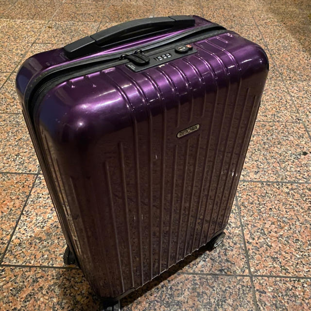 Rimowa リモワ サルサエアー Salsa Air 機内持ち込み　サルサ　白