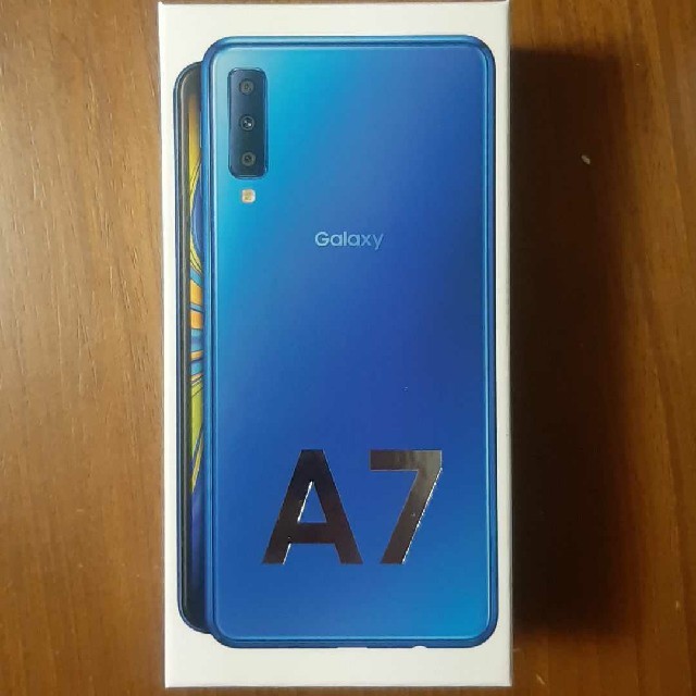 galaxy A7スマートフォン本体