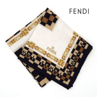 フェンディ(FENDI)の《一点物》FENDI スカーフ ハンカチ 茶色 ズッカ チェーン(バンダナ/スカーフ)