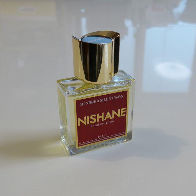 Nishane HUNDRED SILENT WAYS ニシャネ 50ML コスメ/美容の香水(ユニセックス)の商品写真