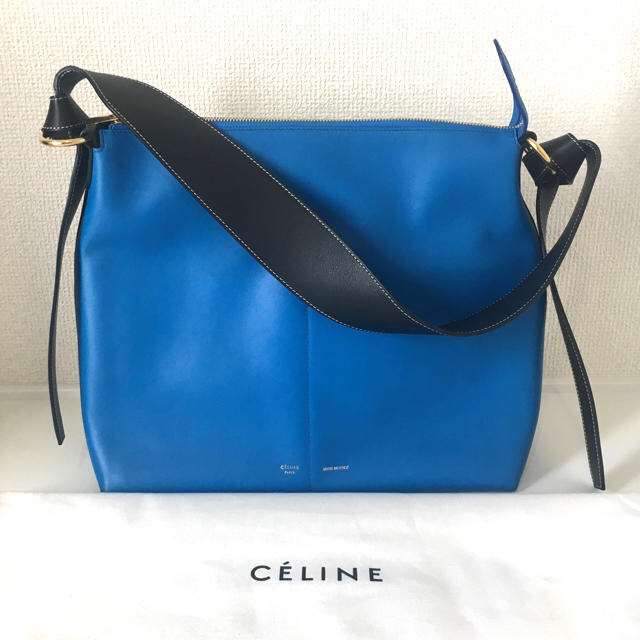 最終 CELINE セリーヌ ジップド ツイステッドカバ ワンショルダー バッグ