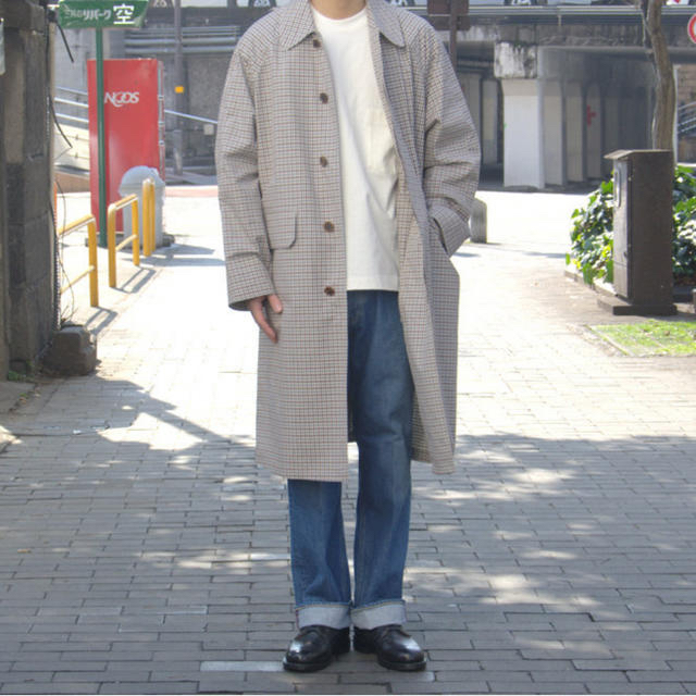 COMOLI(コモリ)のオーラリー  ステンカラー　チェックコート メンズのジャケット/アウター(ステンカラーコート)の商品写真
