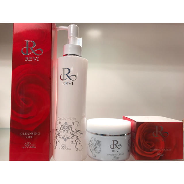 人気商品の REVI サロン業務用 メイクアップリムーバー 500ml 化粧水 人気商品の REVI サロン業務用 メイクアップリムーバー 500ml 化粧水