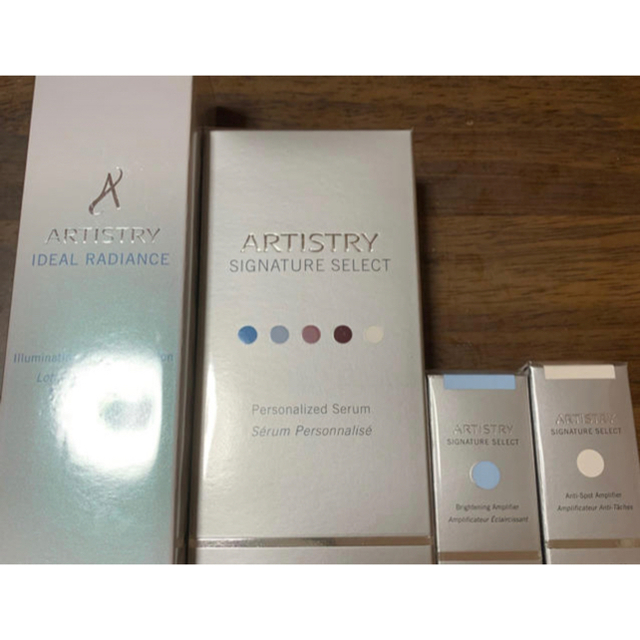 Amway(アムウェイ)のAmway 化粧水(美白)+美容液(ベース・澄肌・透明感)set コスメ/美容のスキンケア/基礎化粧品(化粧水/ローション)の商品写真