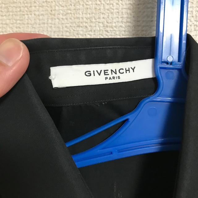 GIVENCHY スターシャツの通販 by エジル's shop｜ジバンシィならラクマ - GIVENCHY 超激安即納