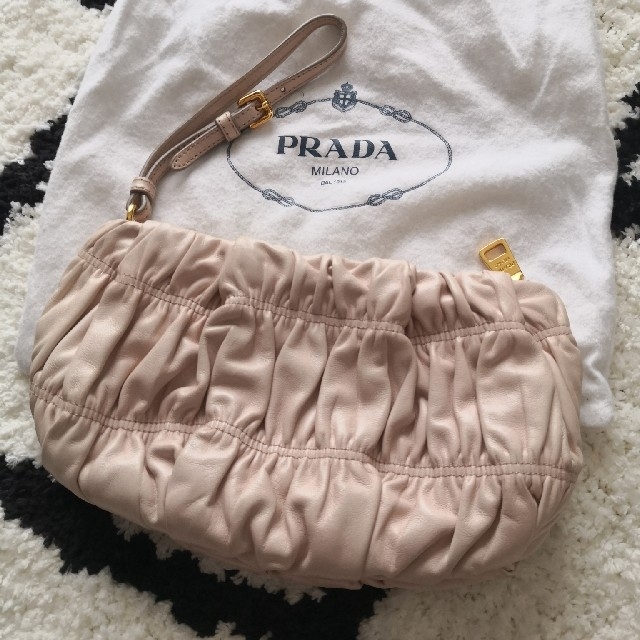 PRADA　リストレット