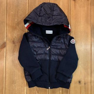 モンクレール(MONCLER)の美品　モンクレール  ダウンパーカー　ジャケット　グッチ　フェンディ(ジャケット/上着)