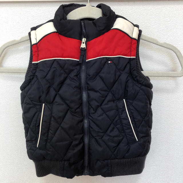 TOMMY HILFIGER(トミーヒルフィガー)のキッズ　ダウンベスト　TOMMY HILFIGER   キッズ/ベビー/マタニティのキッズ服男の子用(90cm~)(ジャケット/上着)の商品写真