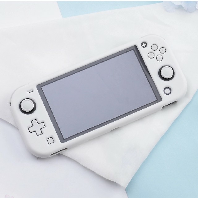 Nintendo Switch - SwitchLite ハードカバー スイッチ ライト 白 ホワイトの通販 by 即購入OKです☆