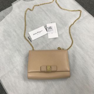 フェラガモ(Ferragamo)のご専用　KOKO様ヴァラ  チェーンバッグ(ハンドバッグ)