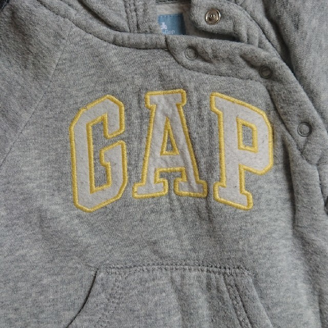 GAP(ギャップ)のGAP/ロンパース60センチ キッズ/ベビー/マタニティのベビー服(~85cm)(ロンパース)の商品写真