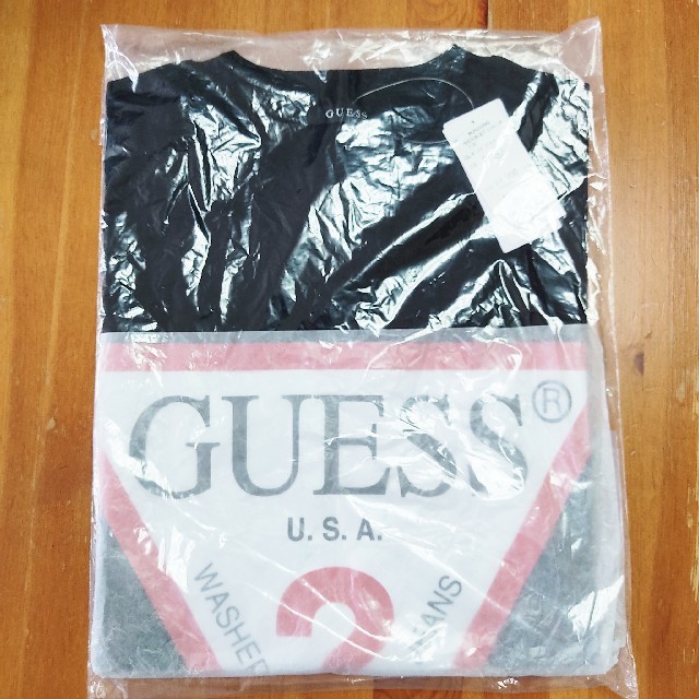 GUESS(ゲス)のGUESS プリントビックT ブラック メンズのトップス(Tシャツ/カットソー(半袖/袖なし))の商品写真