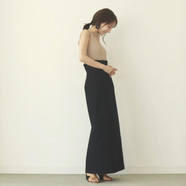 ZARA(ザラ)のlouren highwaist pencil skirt レディースのスカート(ロングスカート)の商品写真
