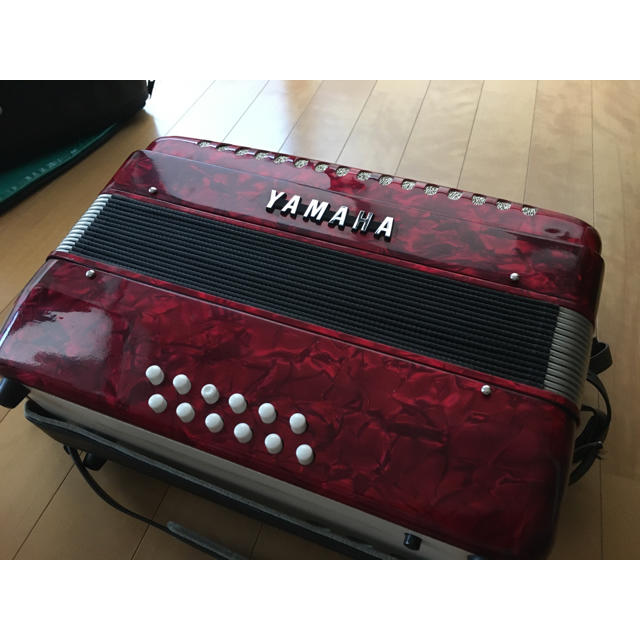 ヤマハ(ヤマハ)のYAMAHA アコーディオン 中古 楽器の鍵盤楽器(アコーディオン)の商品写真