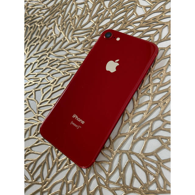 iPhone8本体レッド