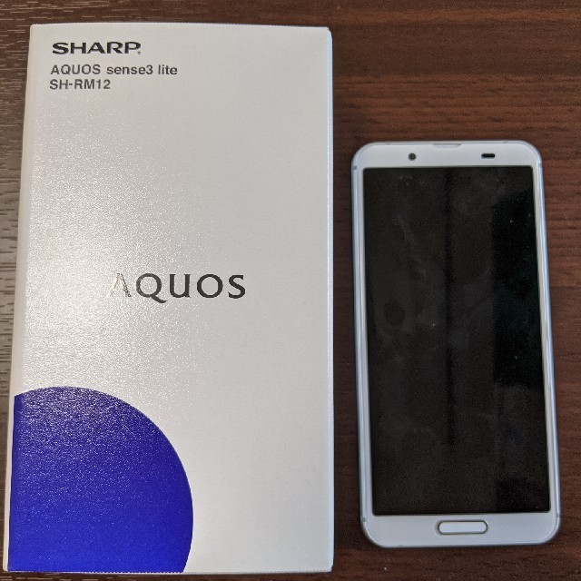 SIMフリー端末　SHARP AQUOS sense3 lite シルバー