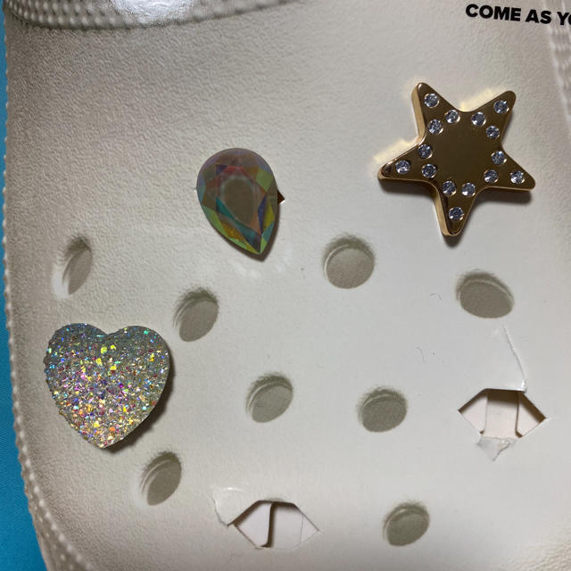 crocs(クロックス)のクロックス　ジビッツ　チャーム　6つ レディースの靴/シューズ(サンダル)の商品写真