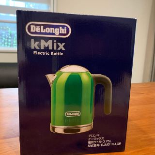 デロンギ(DeLonghi)の新品　デロンギ　電気ケトル０．７５Ｌ(調理道具/製菓道具)