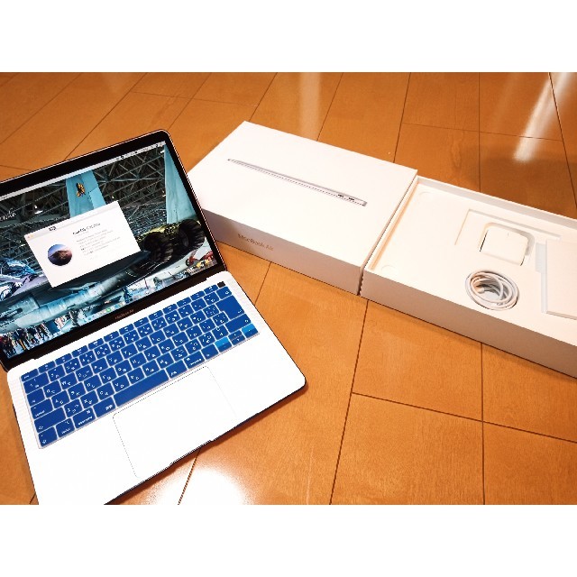 値下げ中  Macbook Air 2020 i5 512GB 8GB 美品